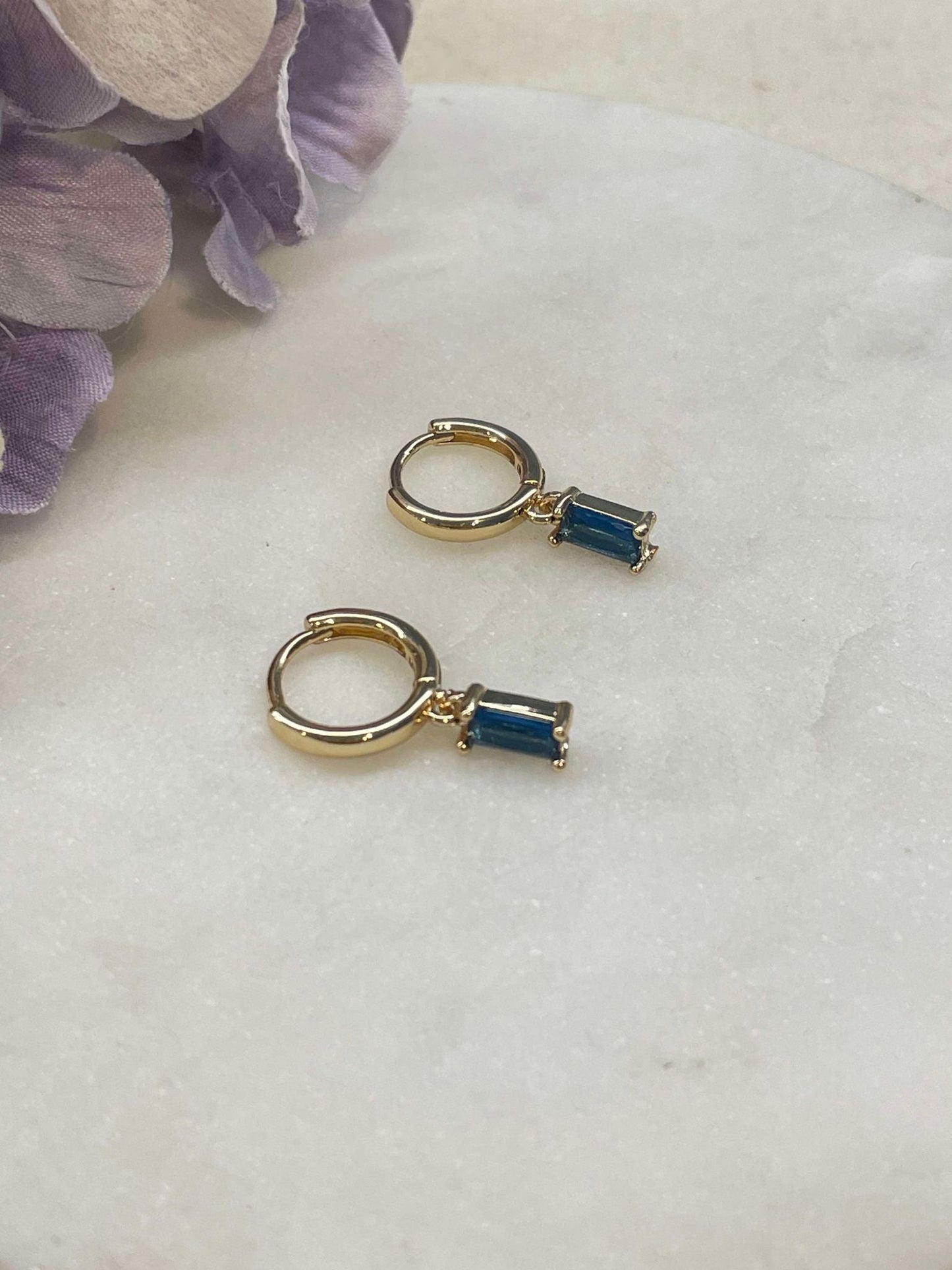 Dangling earring - light blue stone – Tarnish Proof Jewellery-2