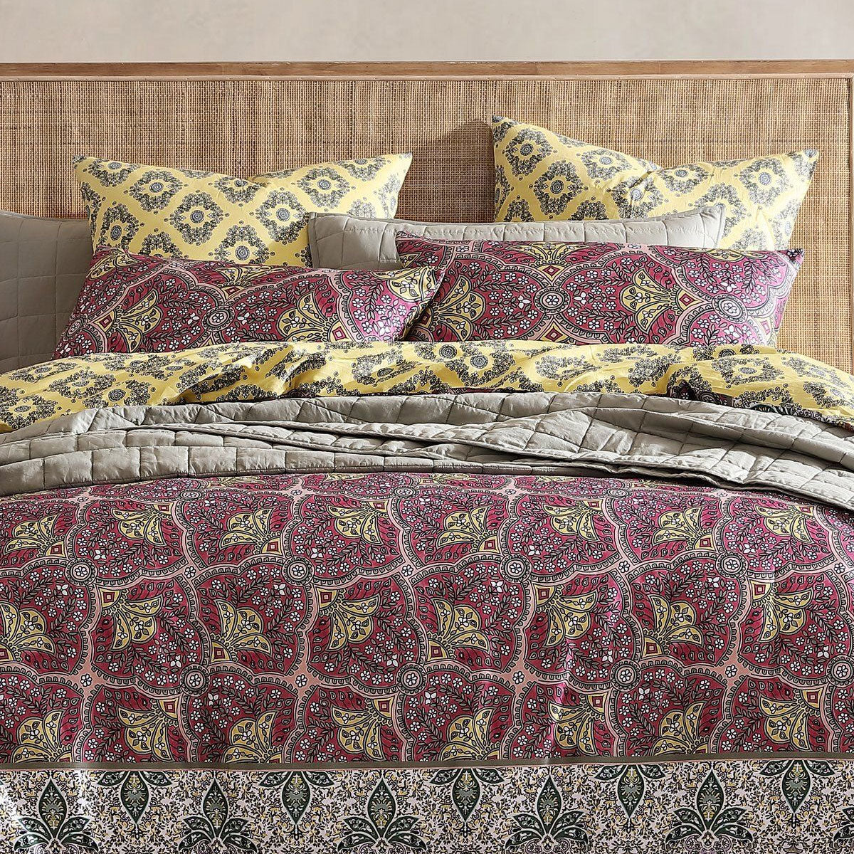Logan and Mason 250TC Kanji Pink Cotton Sateen Quilt Cover Set King