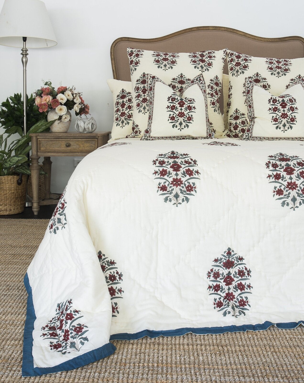Gulbahar Bedspread Coverlet Summer Light Quilt - Ruby (Queen - 210 cm x 210 cm)