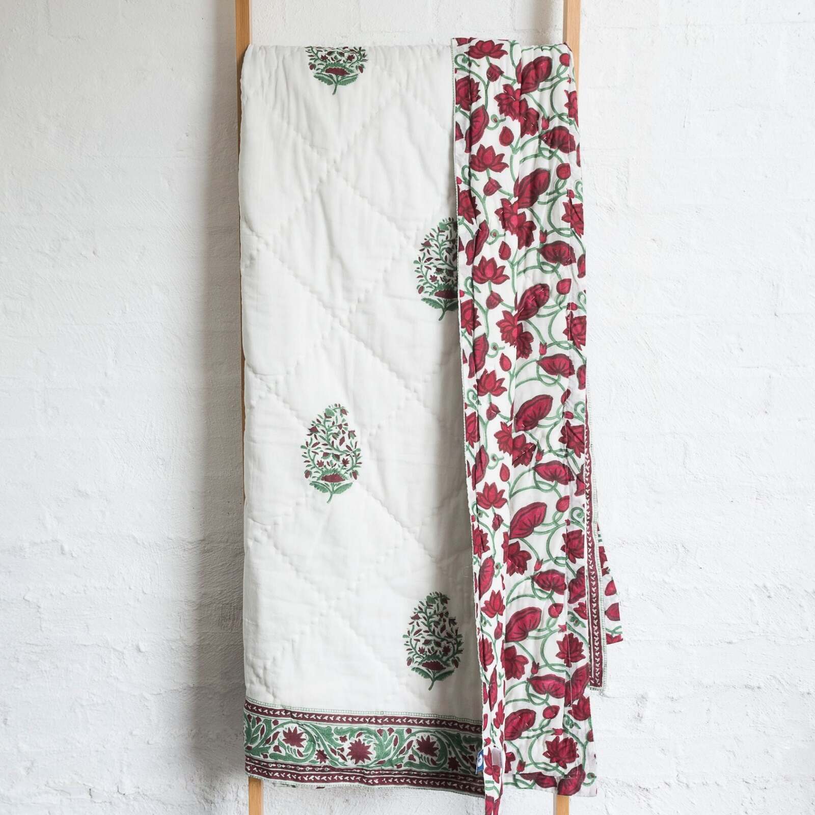 Kolka Kaner Coverlet Bedspread Quilt Bed Doona - Ruby (Queen 210cm x 210cm Size)-2
