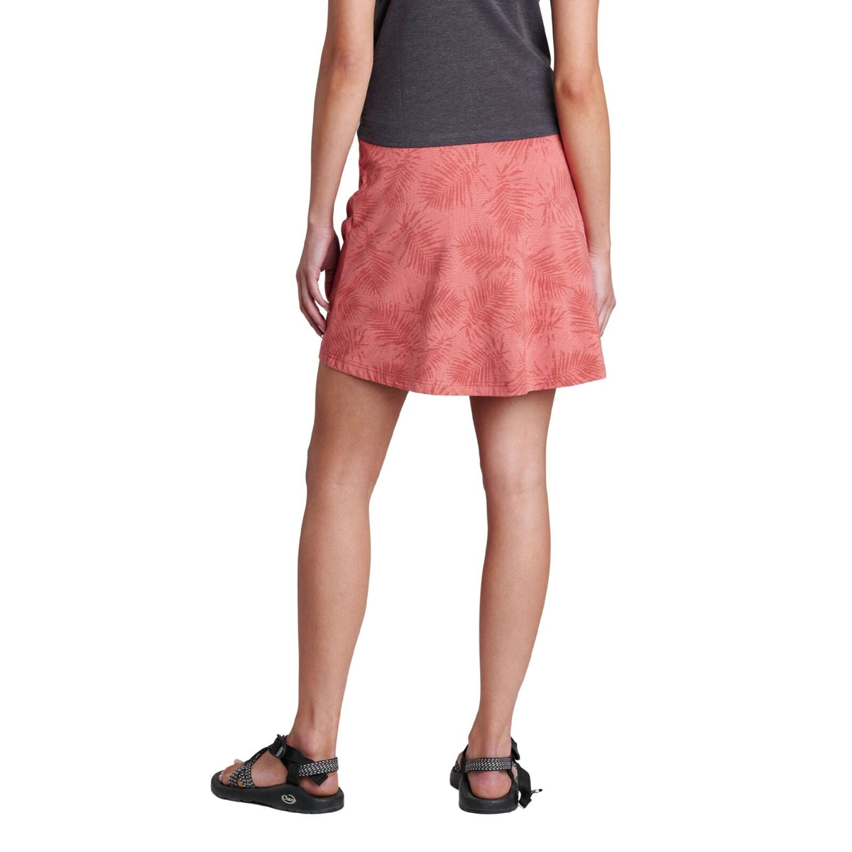 Kuhl Womens Skyla Outdoor Hiking Lightweight Skirt in Dark Dahlia