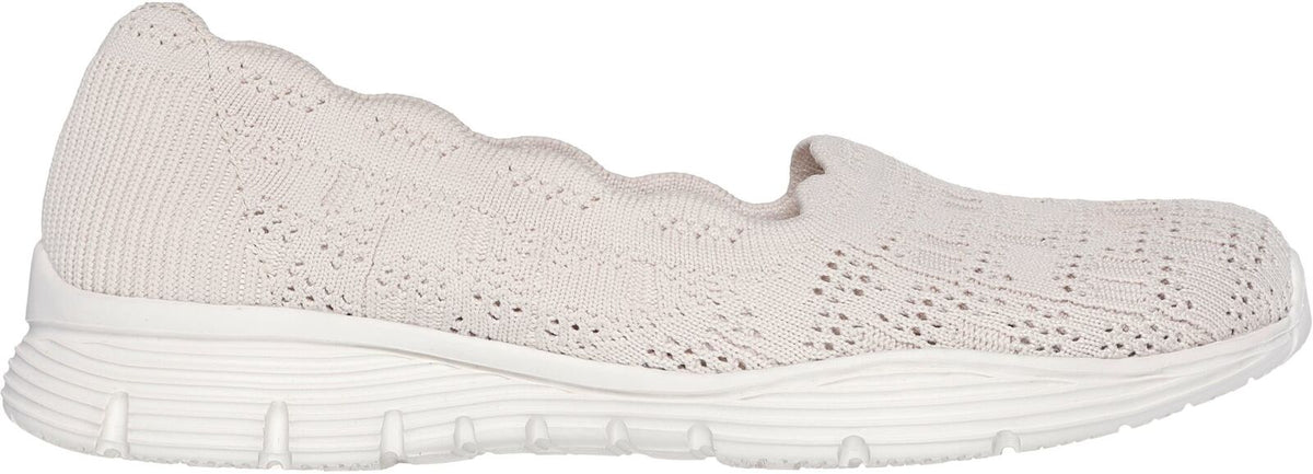 Skechers Womens Seager Air-Cooled Memory Foam Flats Shoes in Natural