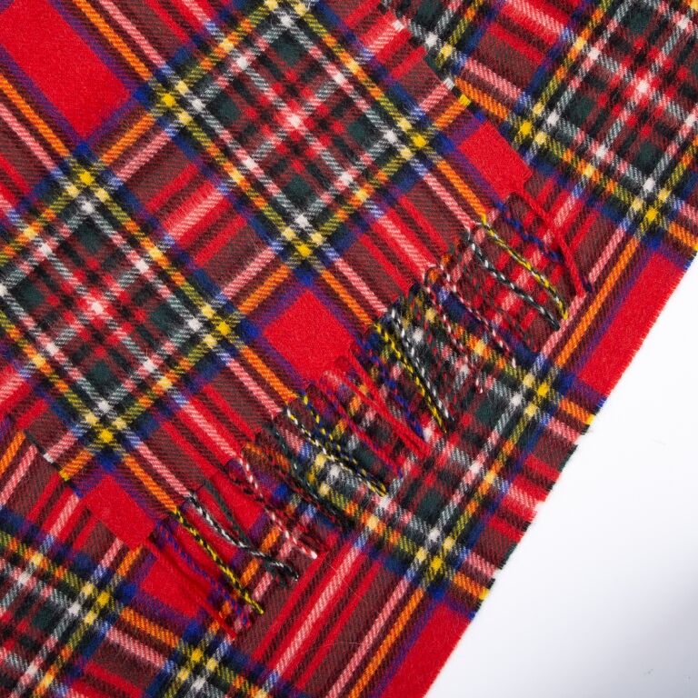 Dents Heritage Tartan Check Cashmere Scarf with Tassels and Gift Box in Royal Stewart