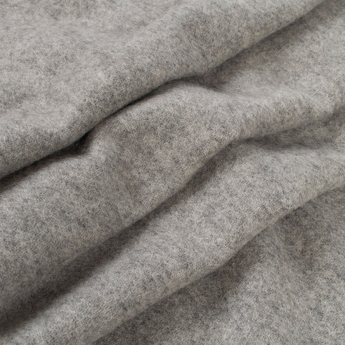Dents Heritage Plain Cashmere Wool Scarf with Tassels and Gift Box in Dove Grey