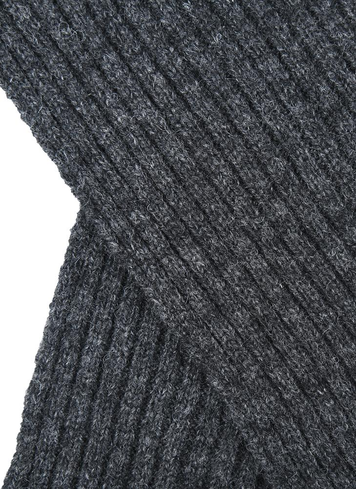 Dents Mens Ribbed Lambswool Blend Knitted Scarf in Charcoal
