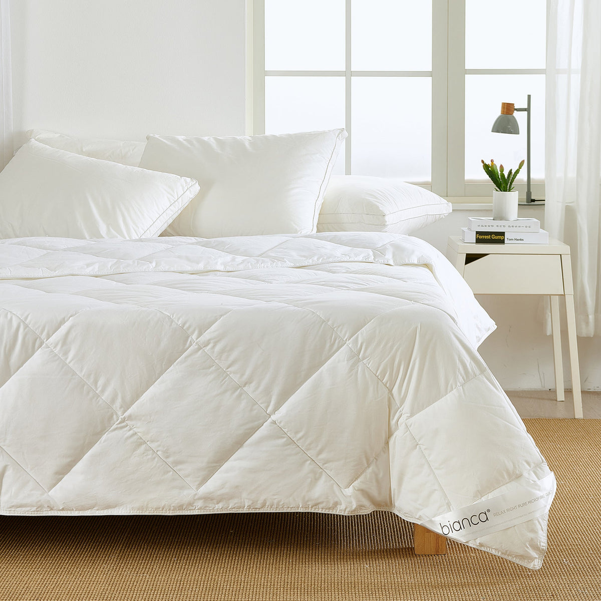 Bianca Relax Right 300gsm summer microfibre quilt in white - Double