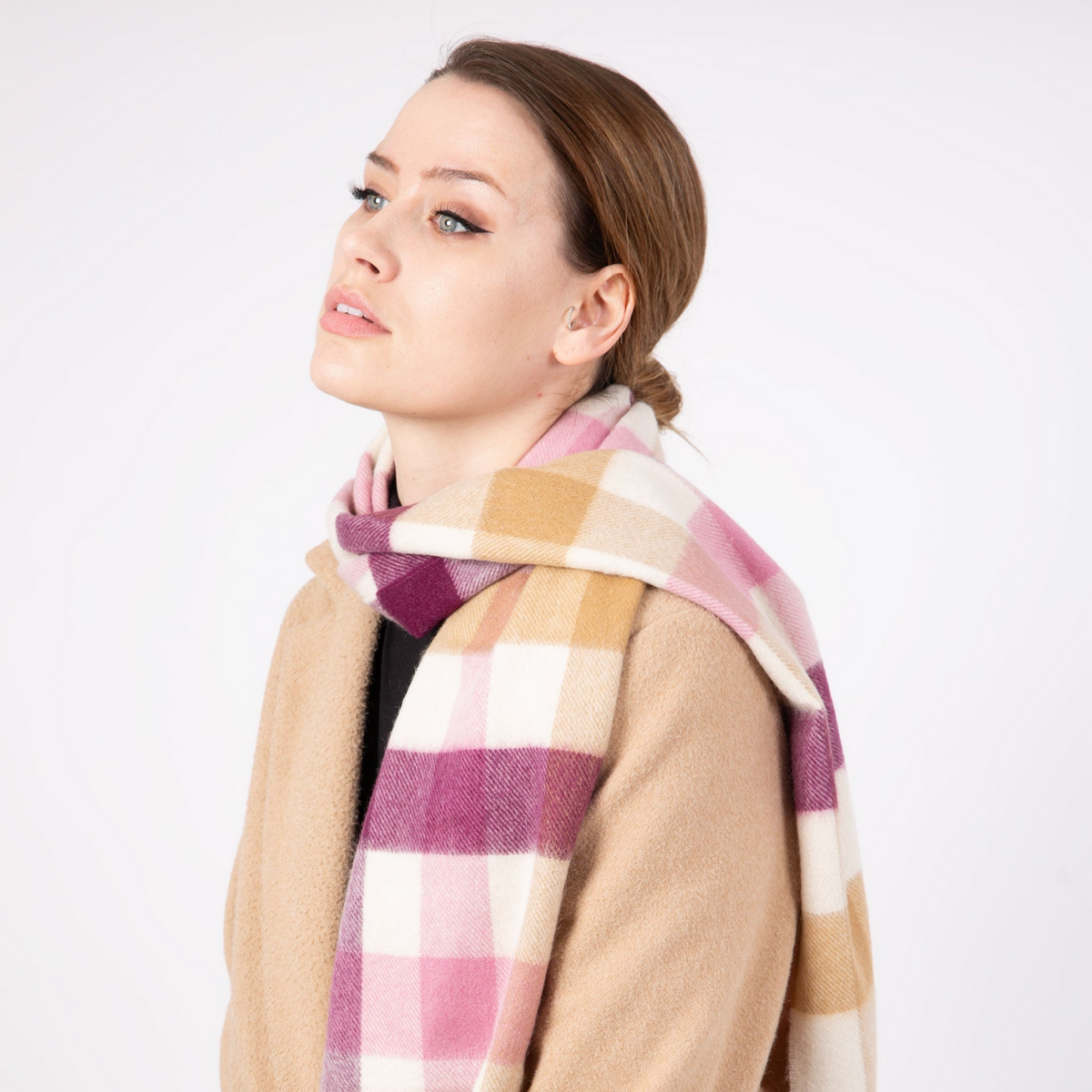Dents Heritage Plaid Check Cashmere Wool Scarf with Tassels and Gift Box in Aubergine
