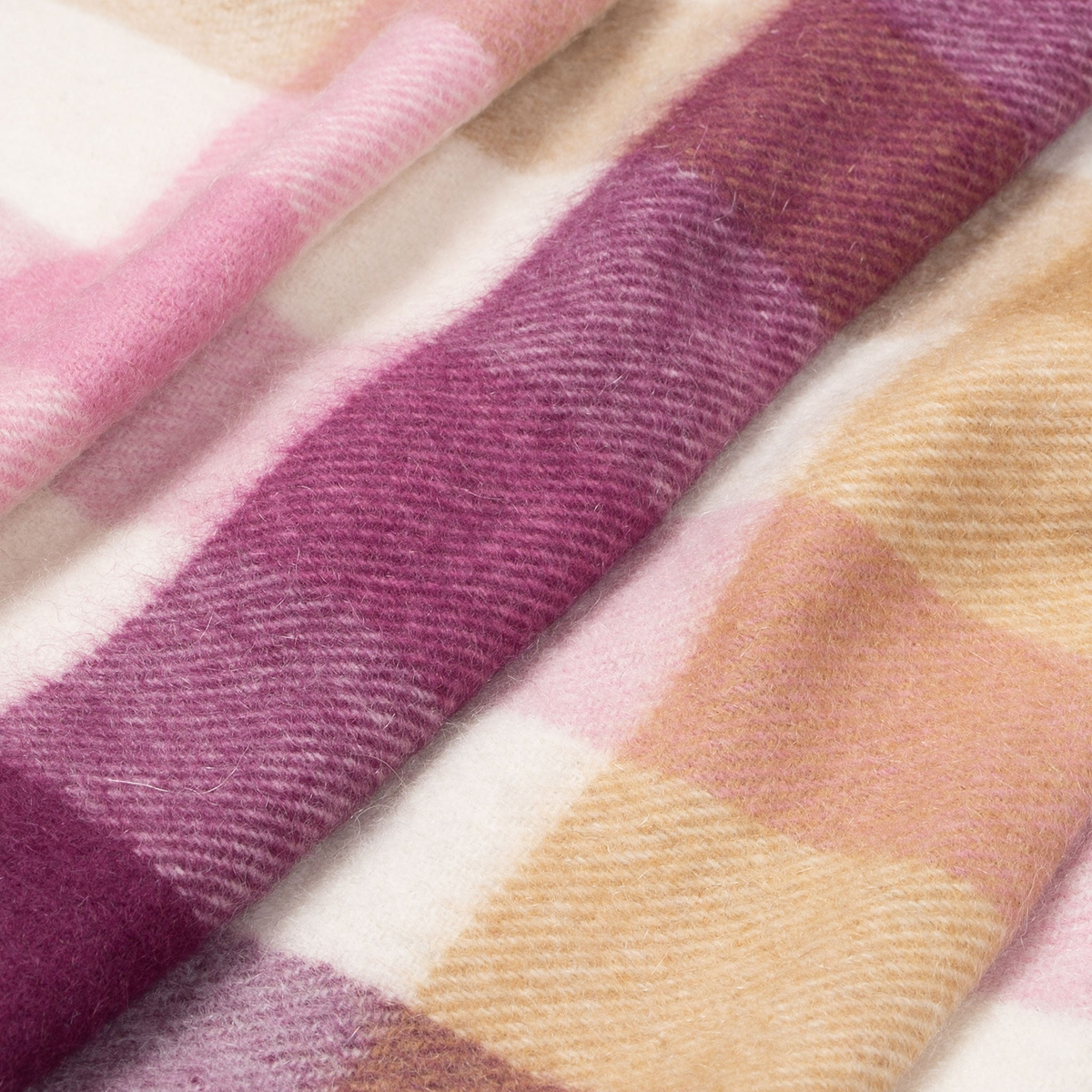 Dents Heritage Plaid Check Cashmere Wool Scarf with Tassels and Gift Box in Aubergine