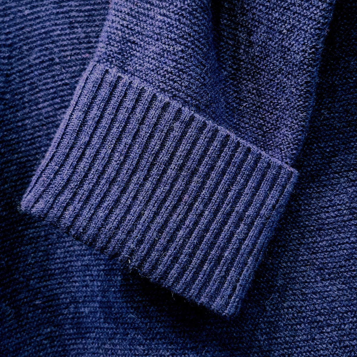 Luxury Cashmere Wool Horizontal Rib Pullover Jumper (Textured Knit) in Navy
