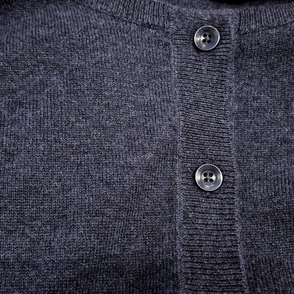 Luxury Cashmere Wool Fine Knit Button Cardigan (Regular Length) in Navy