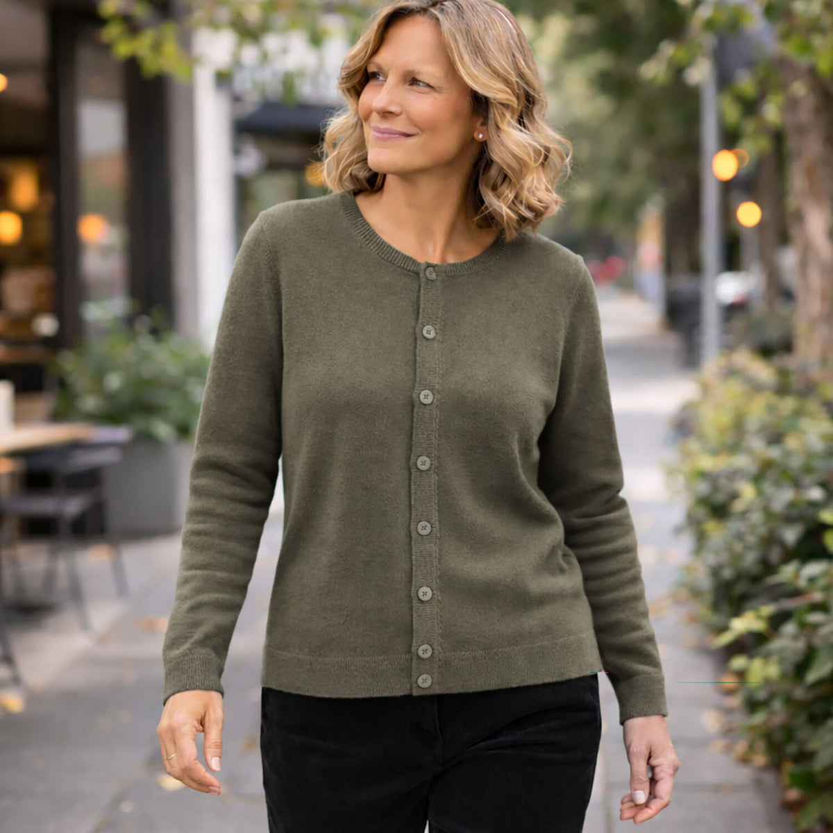 Luxury Cashmere Wool Fine Knit Button Cardigan (Regular Length) in Green