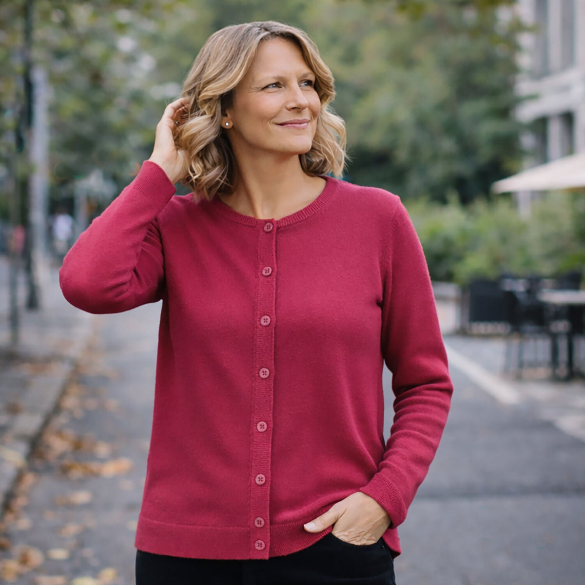 Luxury Cashmere Wool Fine Knit Button Cardigan (Regular Length) in Red