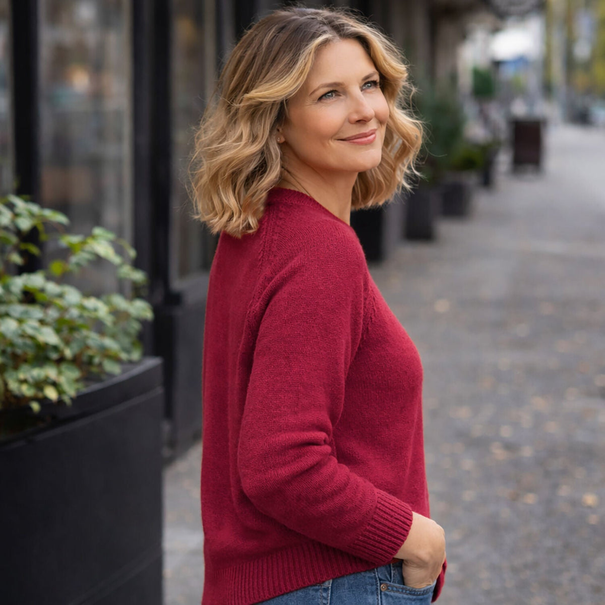 Luxury Cashmere Wool Funnel Neck Heavy Gauge Pullover Jumper (Chunky Knit) in Red