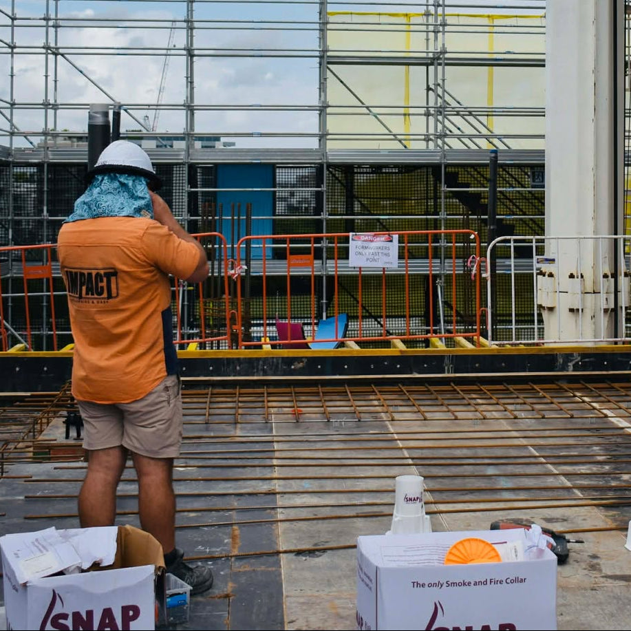 Ozzy Hardhat Shade - UPF50+ Sun Neck Protection - Aqua White Black-1
