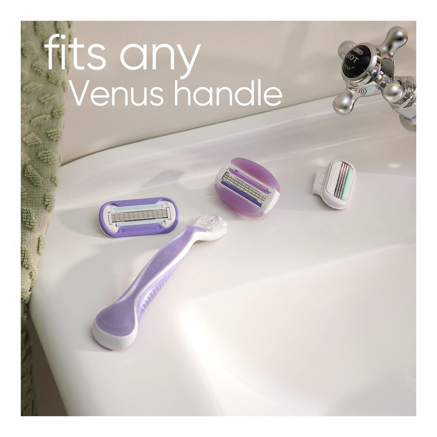 1 Pack of 4 Gillette Venus Comfort Glide Freesia Scent 3 Razor Blades