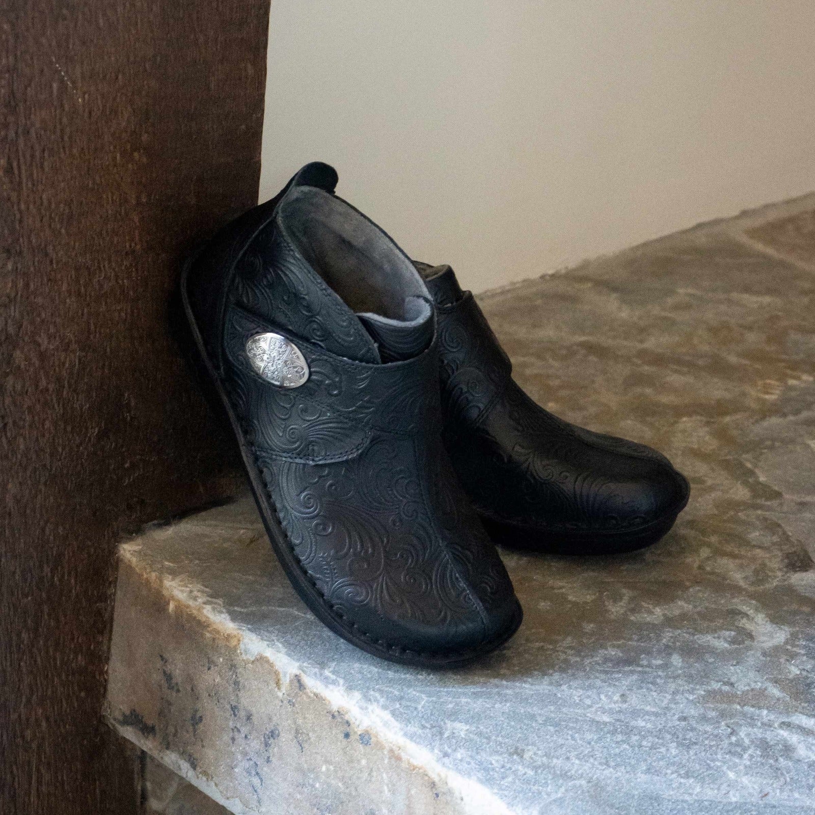 Alegria Caiti Casual Boots Womens Black Shoes in Night N Gale-3