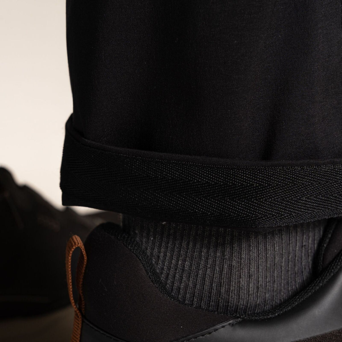 Craghoppers Kiwi Pro III Convertible Stretch Trousers (Regular) in Black