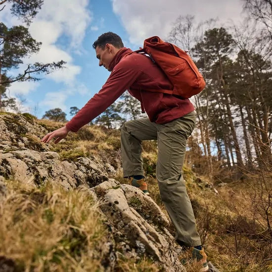 Craghoppers Kiwi Classic Outdoor Trousers (Regular) in Wild Olive
