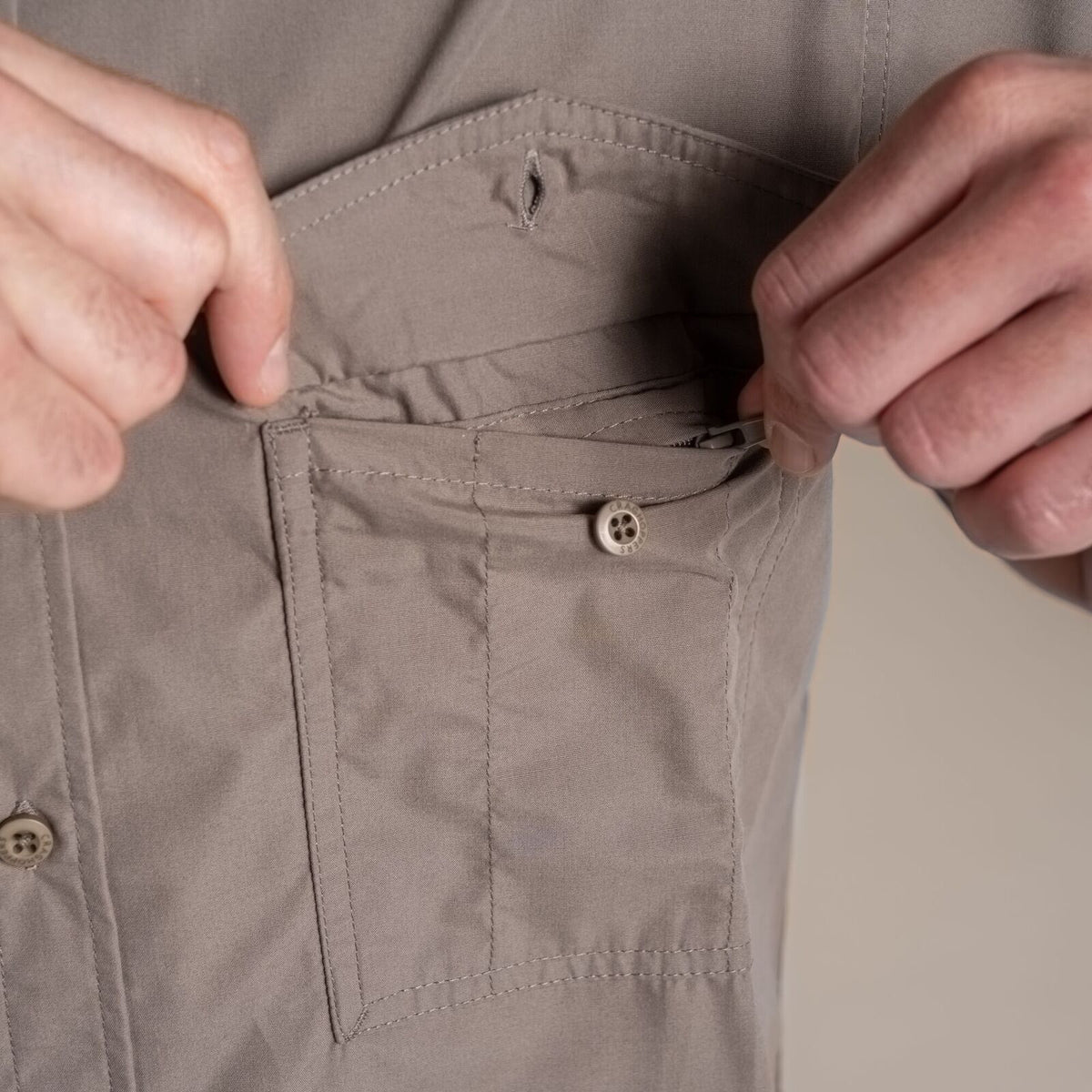 Craghoppers Kiwi II Short Sleeve UPF50+ Hiking Shirt in Pebble