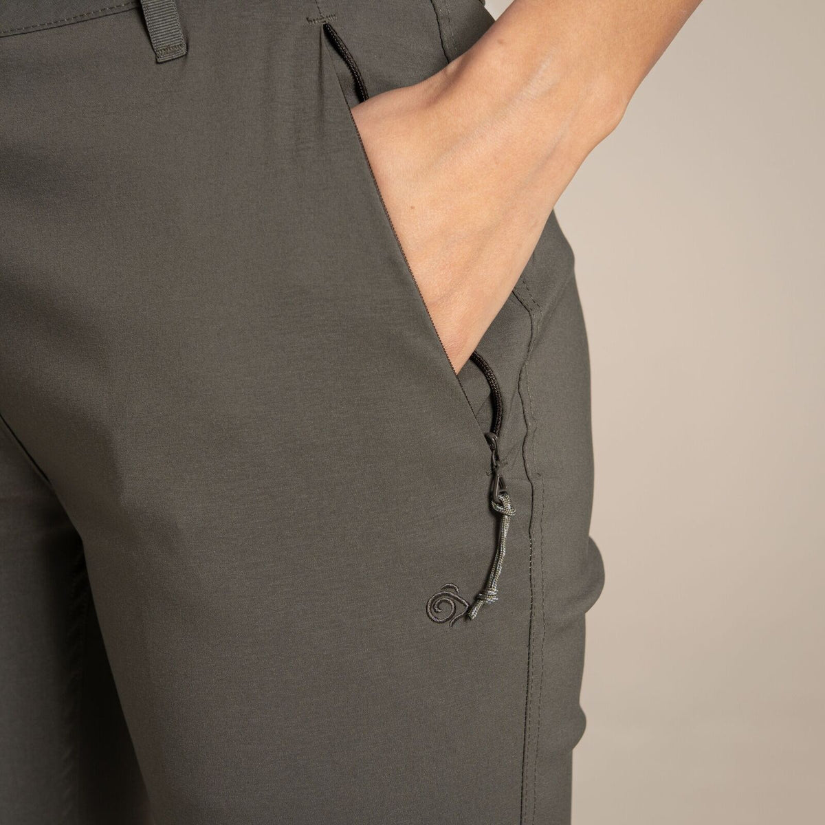 Craghoppers Kiwi Pro II Womens Trousers (REGULAR) in Mid Khaki