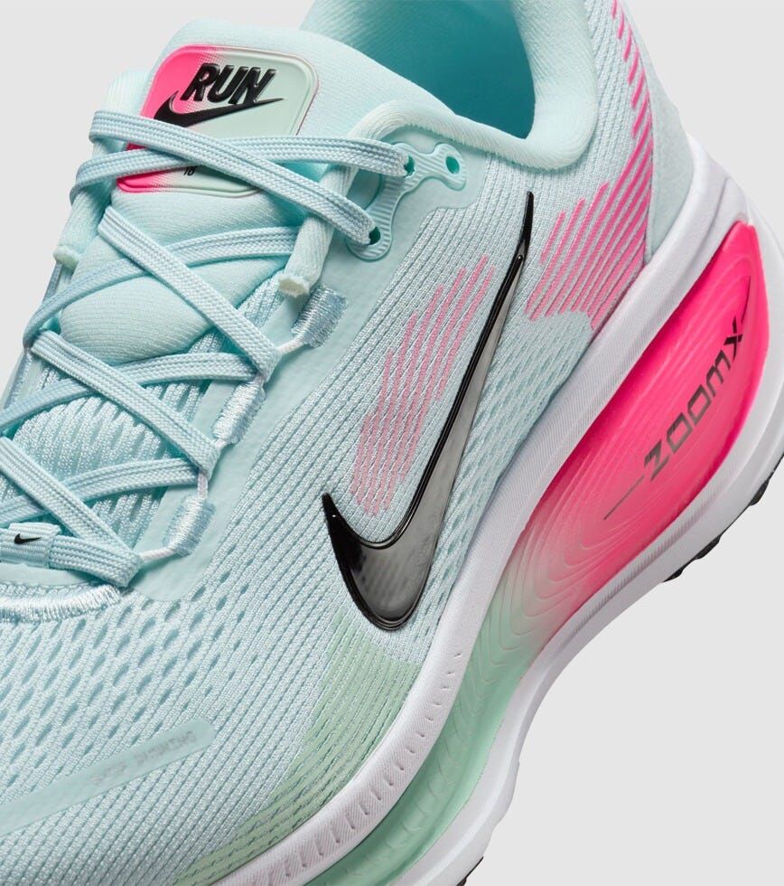 Nike Womens Vomero 18 Shoes Sneakers Runners in Glacier Blue