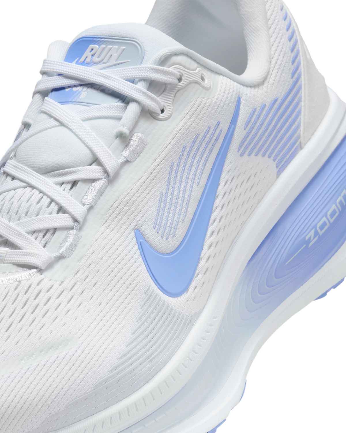 Nike Womens Vomero 18 (D Wide) Sneakers Runners Shoes in White/Football Grey/Royal Pulse