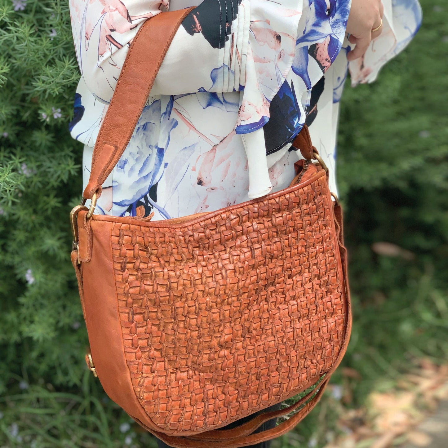Pierre Cardin Woven Leather Ladies Crossbody Messenger Bag Travel - Cognac-2