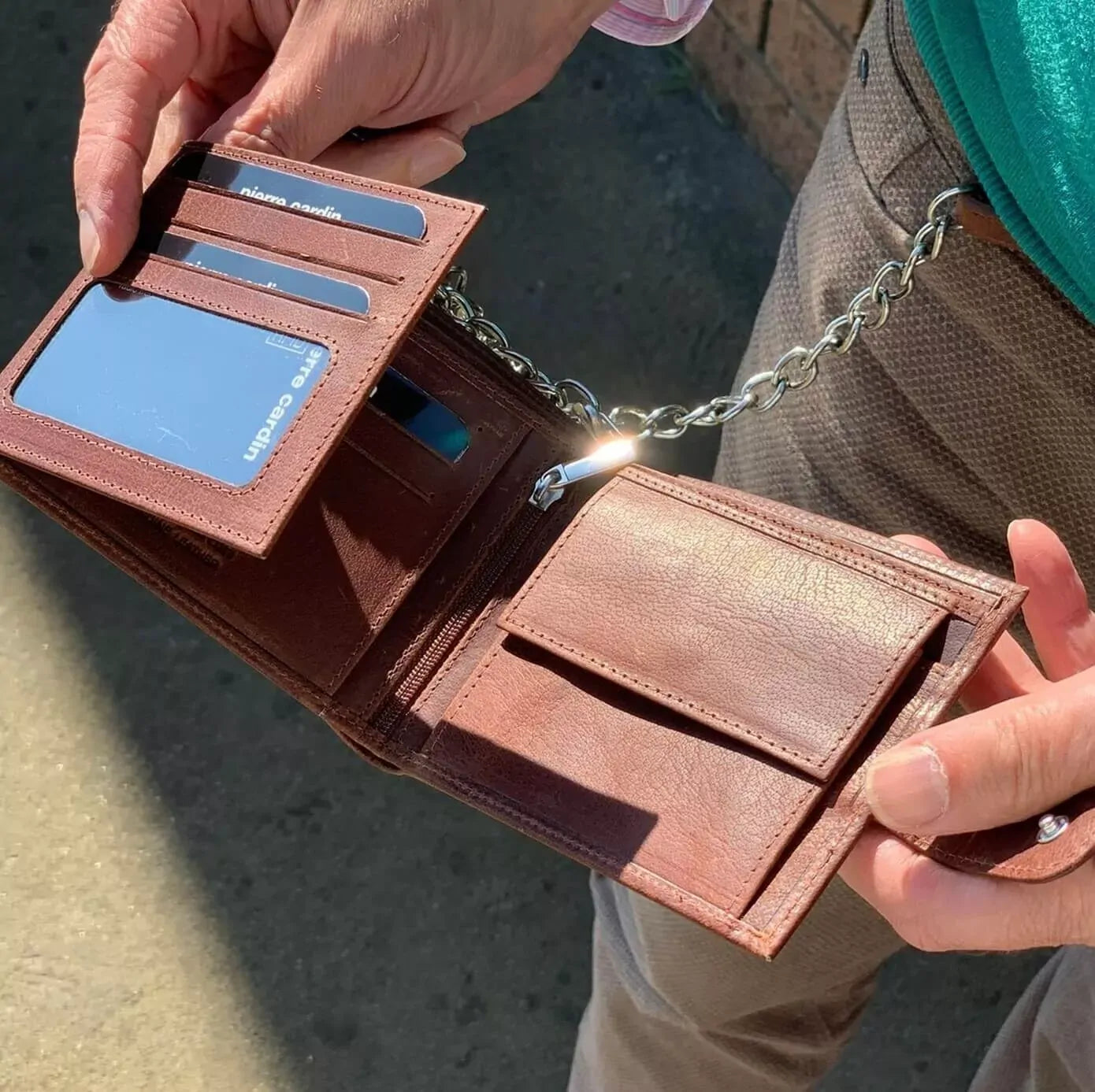 Pierre Cardin Zip Around Mens Leather Wallet with Chain in Chestnut-4