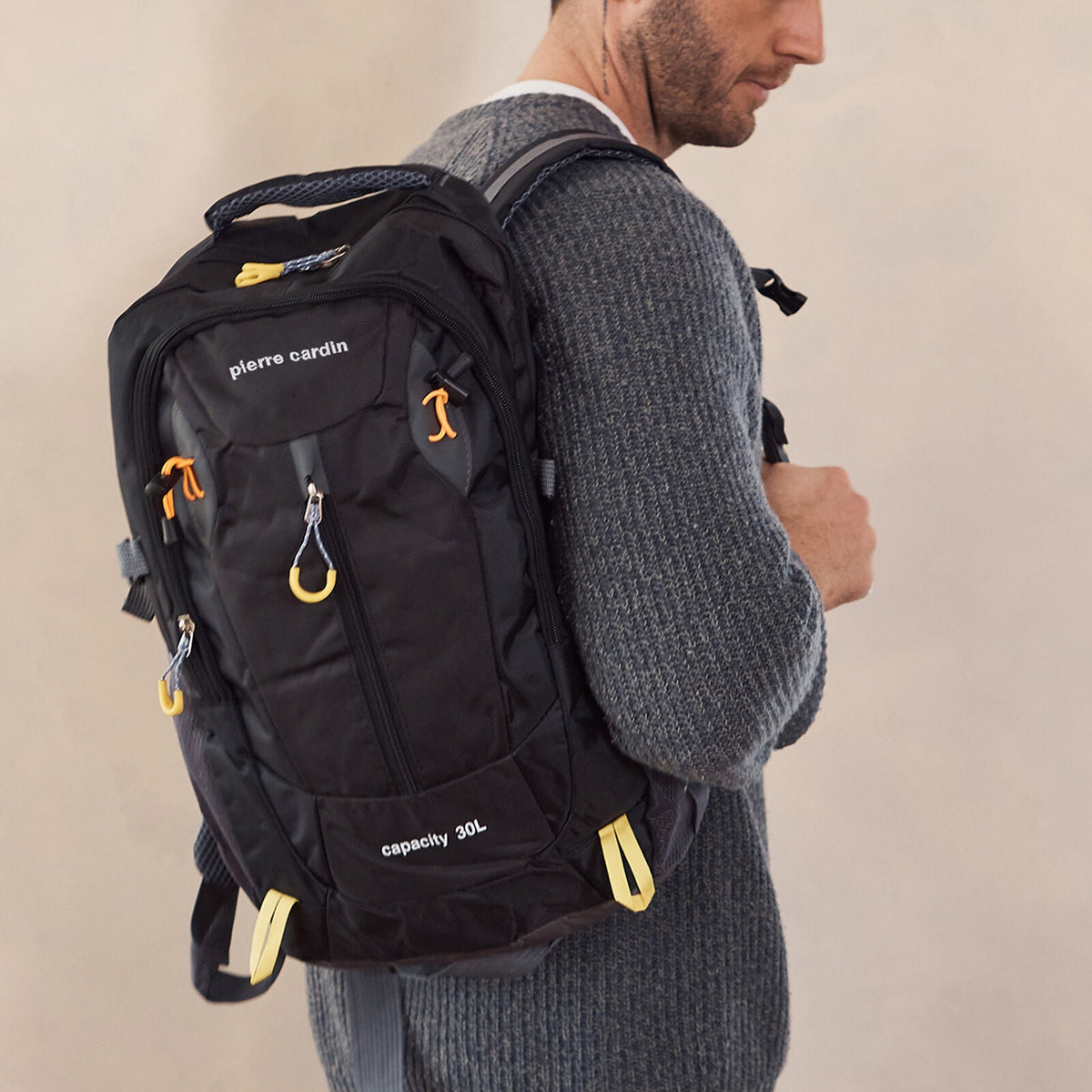 Pierre Cardin Mens 30L Nylon Adventure Travel Hiking Backpack Bag in Black