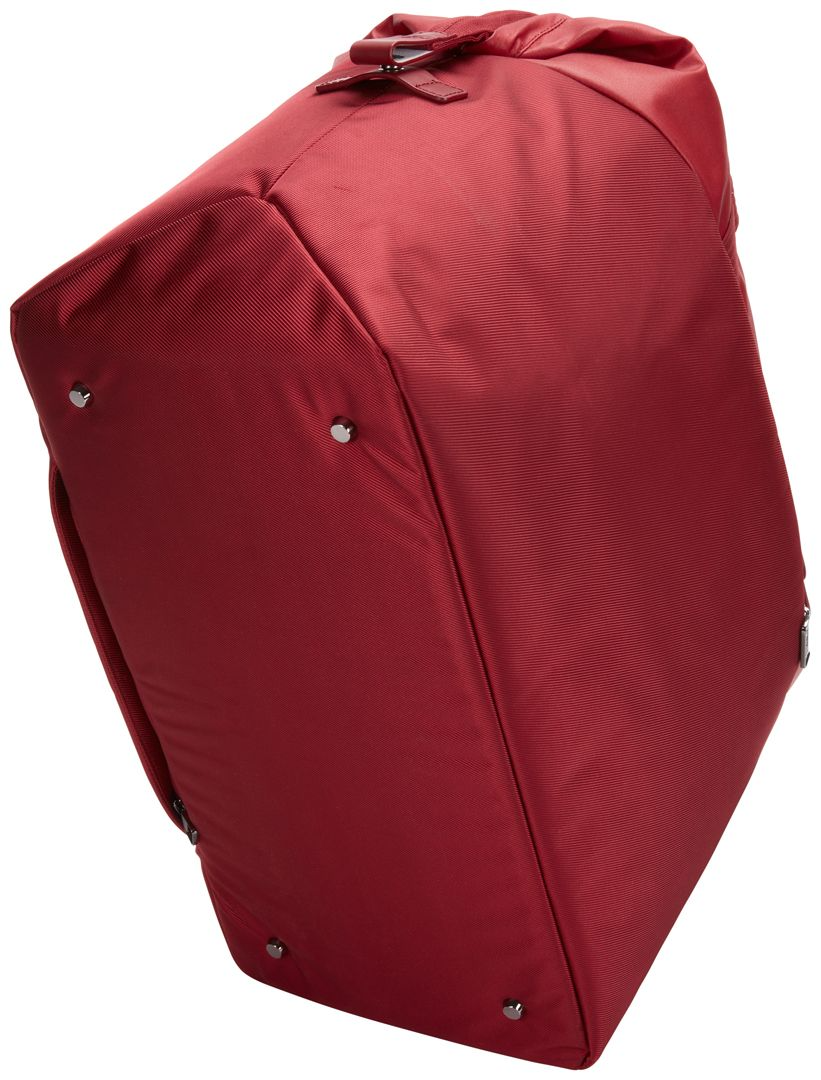 Thule 37L Spira Weekender Duffle Tote Travel Bag in Rio Red