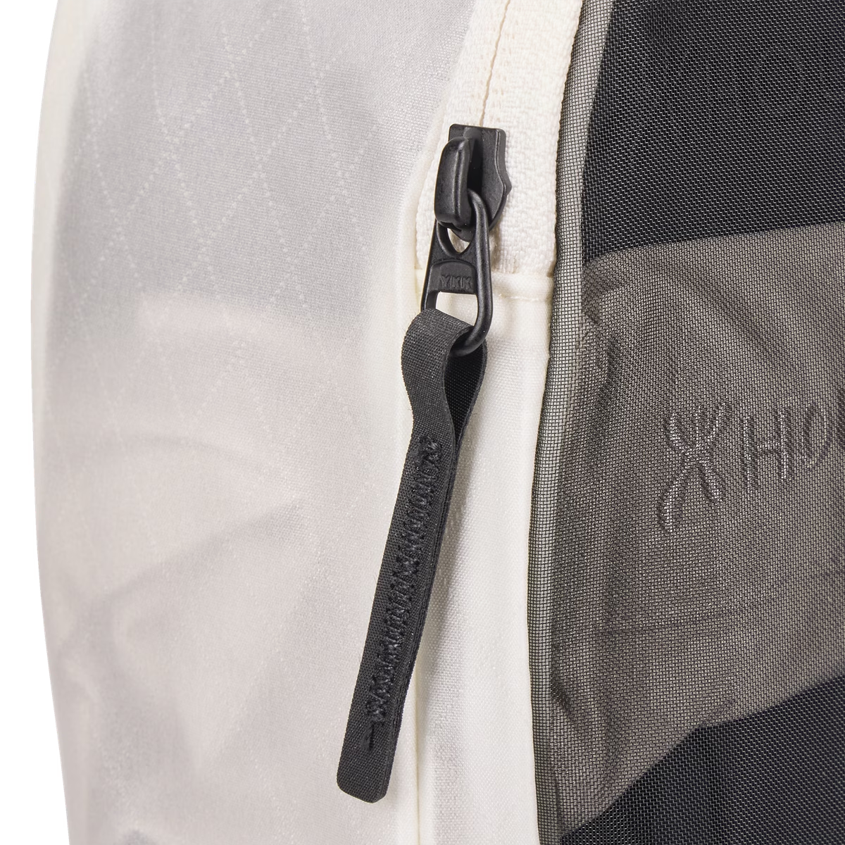 Thule Medium Packing Cube Travel Organiser Bag for Carry-On Luggage in White