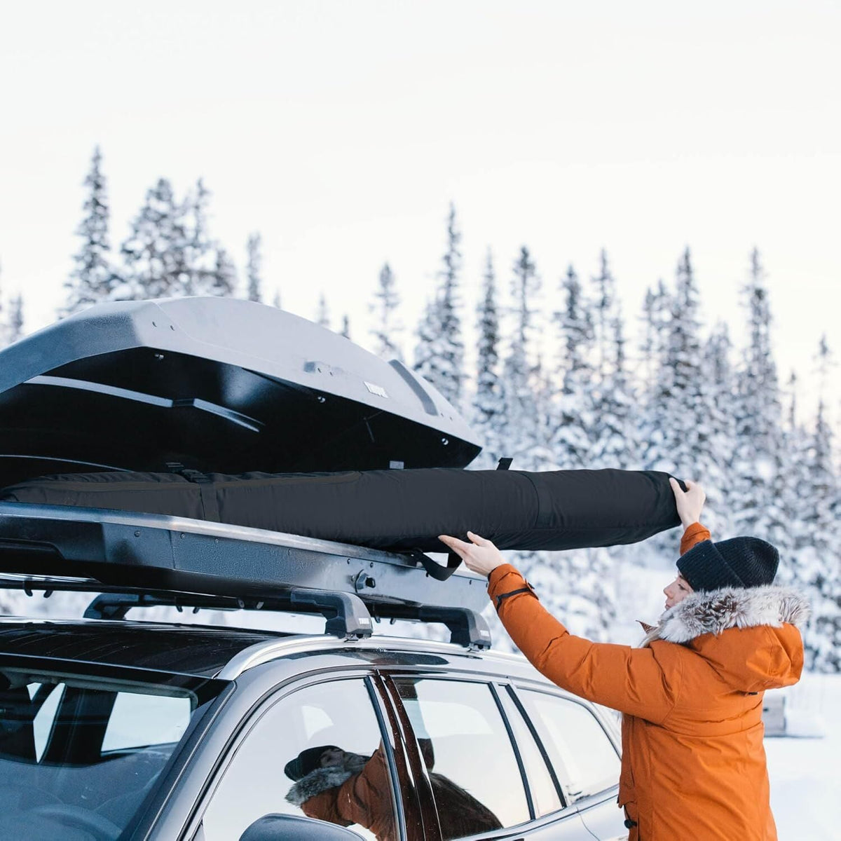 Thule 165cm Roundtrip Snowboard Bag Padded Travel Case in Black/Wood Thrush