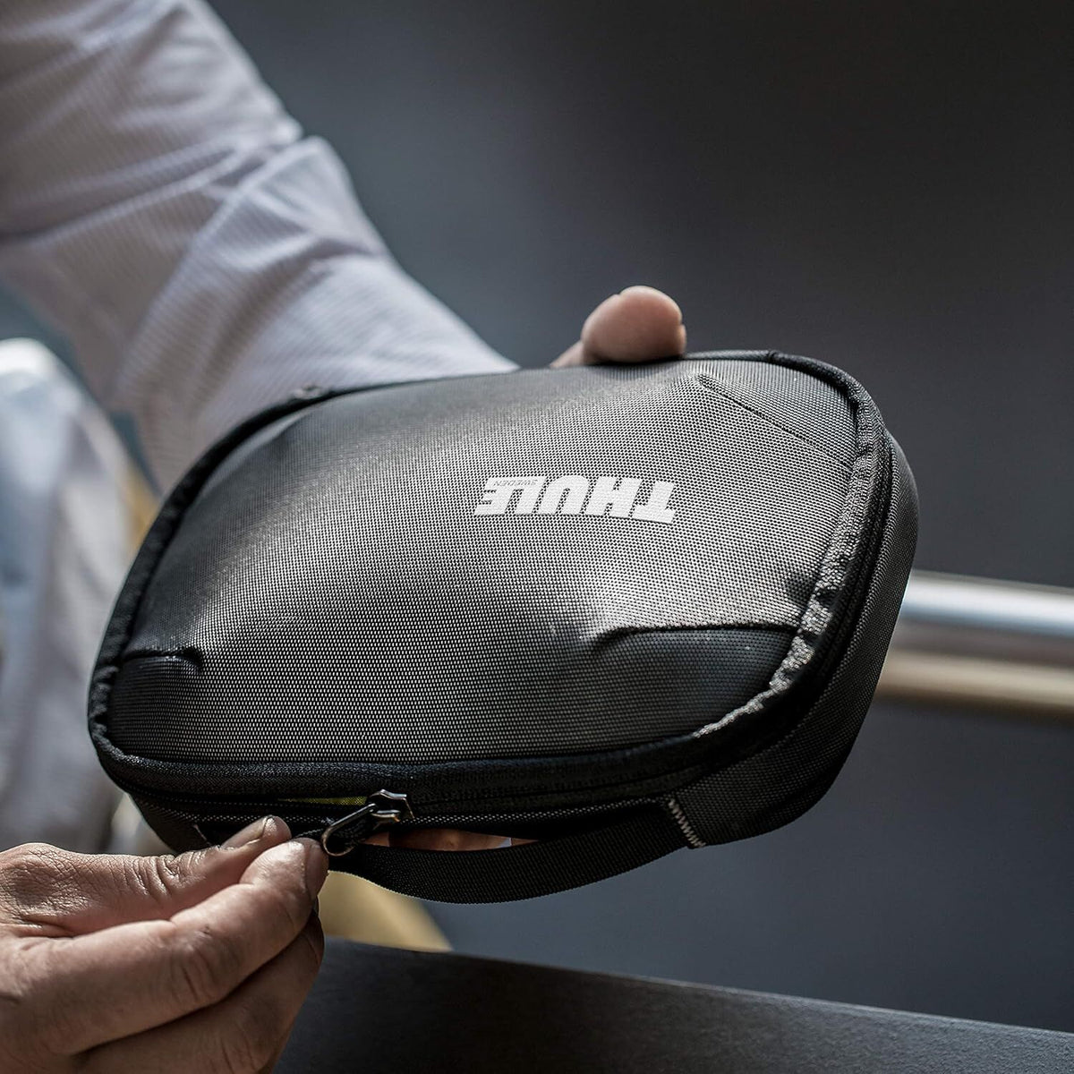 Thule Subterra PowerShuttle Plus Packing Cube Organiser - Black