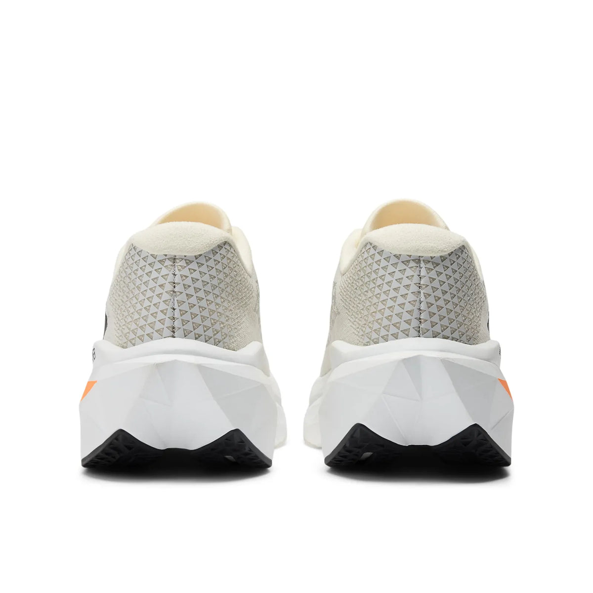 New Balance Womens FuelCell SuperComp Trainers V3 Running Shoes in Angora/Hot Mango
